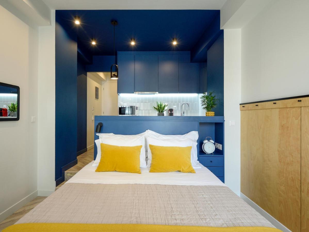 Athenian Sensations And In The Heart Of Atene