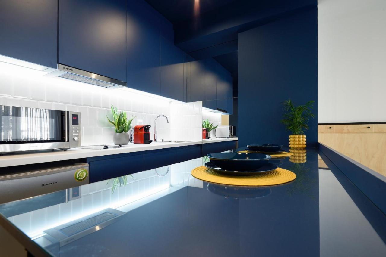 Athenian Sensations And In The Heart Of Apartment
