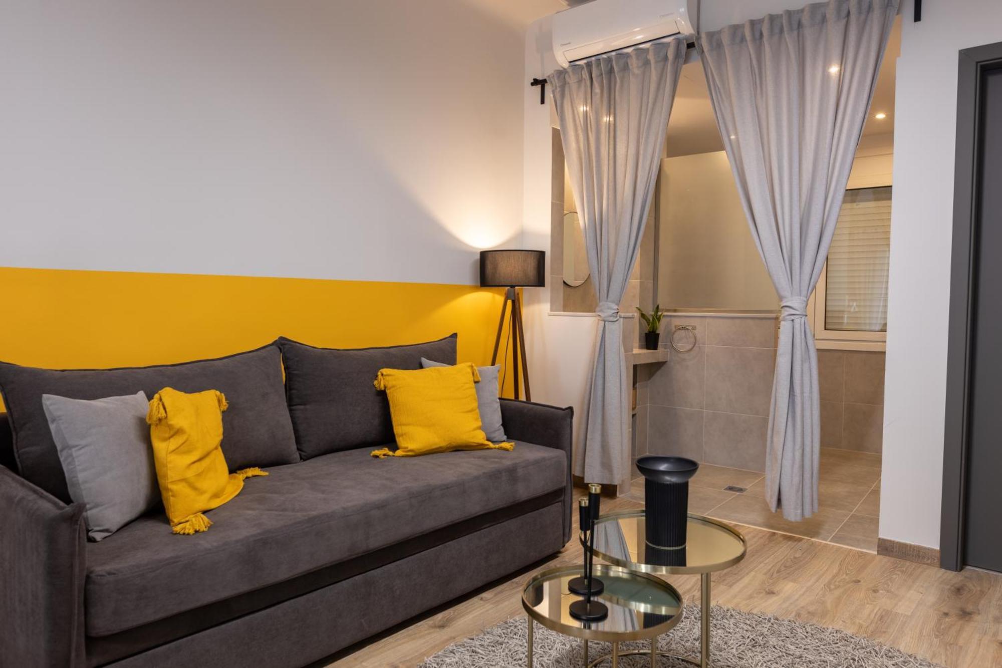 Athenian Sensations And In The Heart Of Athen