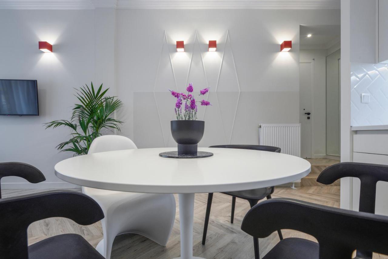 Apartment Athenian Sensations And In The Heart Of